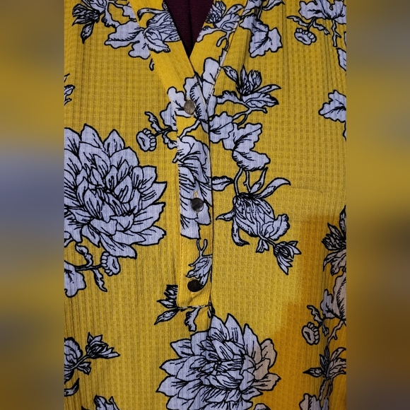 Women's top, excellent condition, only worn a few times - Picture 5 of 8